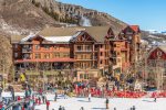 Snowmass Base Village-Capitol Peak Lodge 1 Bedroom-Gondola Resorts 